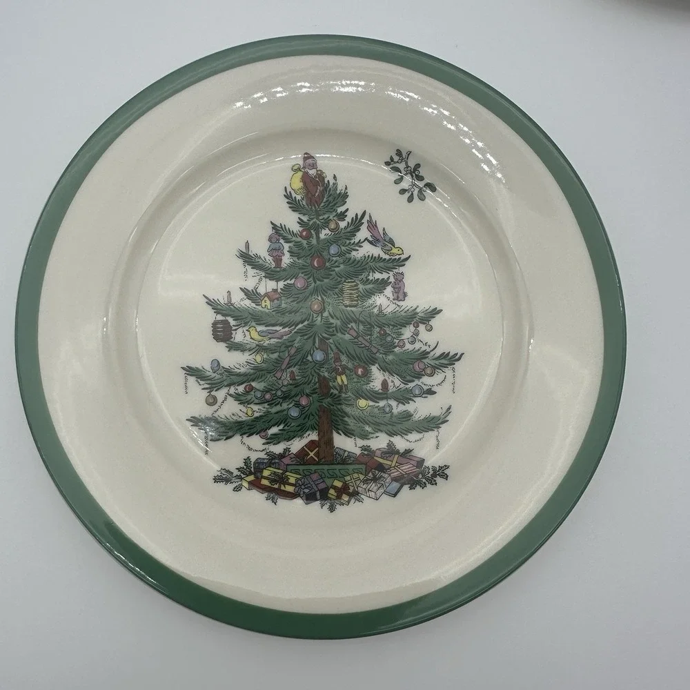 Set Of 4 Vintage Spode Christmas Tree Dessert Salad Plates  (4) 7 3/4